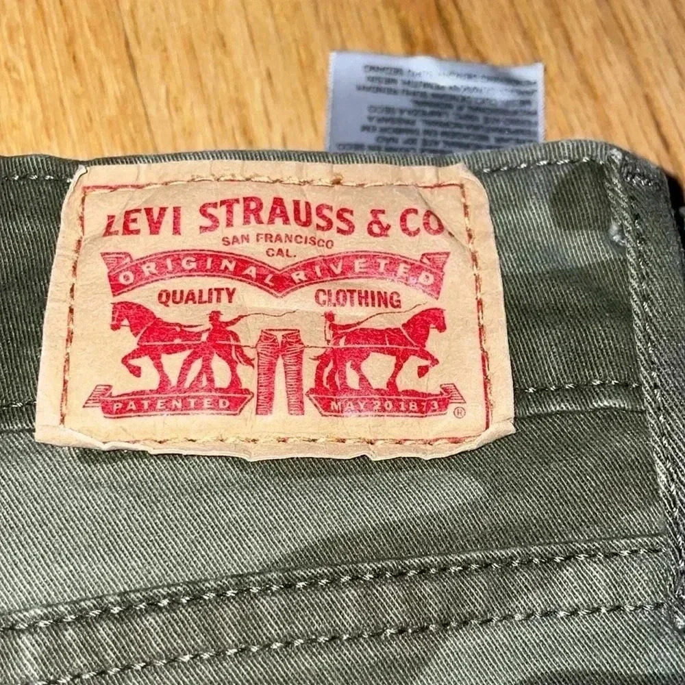 Levi’s Straus Camo Jeans- 31 - Picture 5 of 8